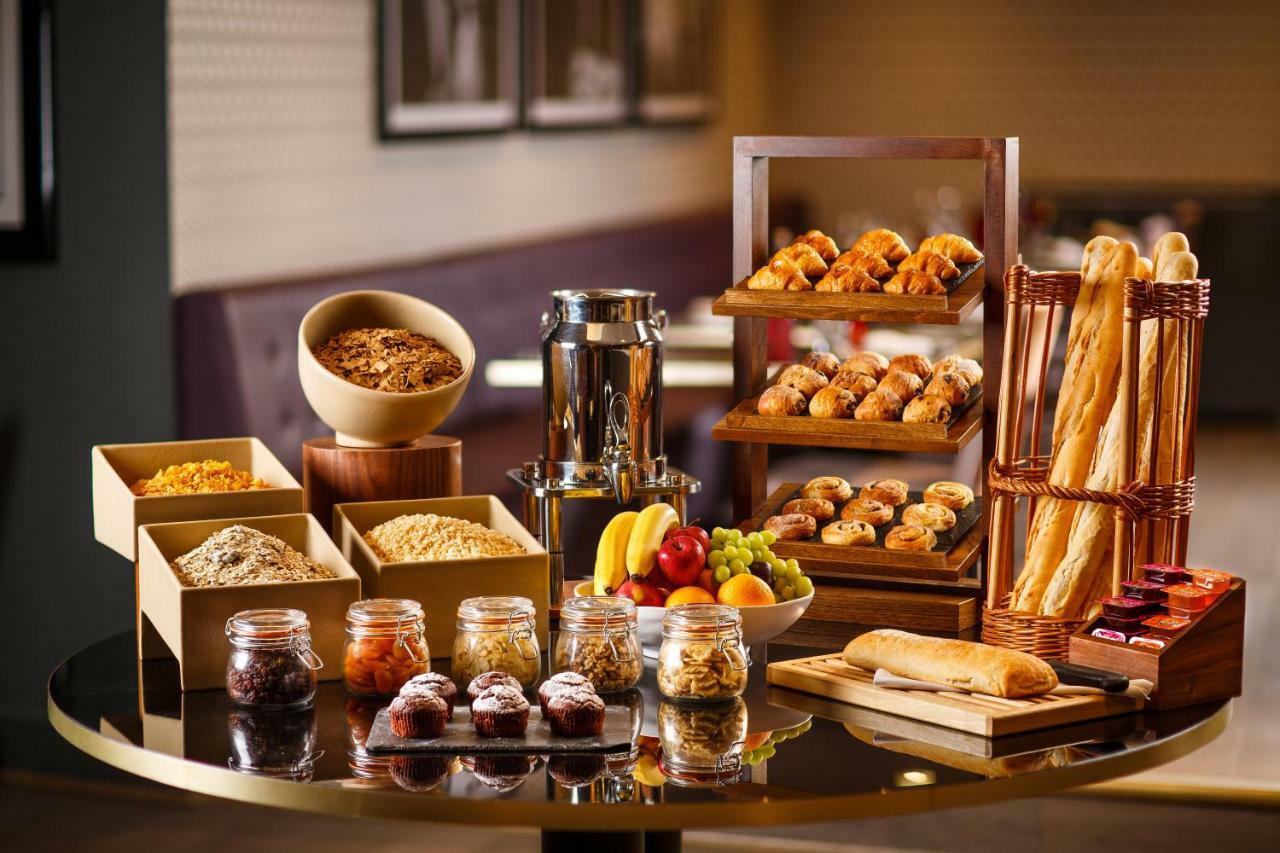 Mercure London Watford Hotel 4*
